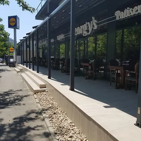 Dristor Day Studio * Bükreş