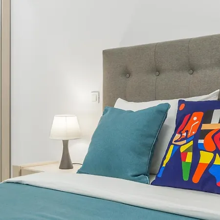Apartment Dristor Day Studio Bucharest