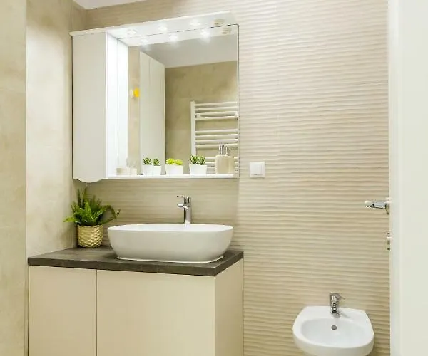 Apartment Dristor Day Studio Bucharest