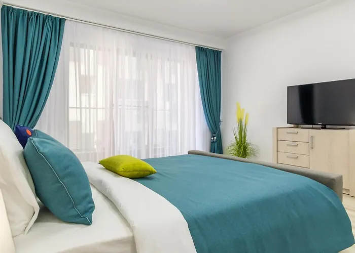 Dristor Day Studio Apartment *