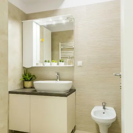 Apartment Dristor Day Studio Bukarest